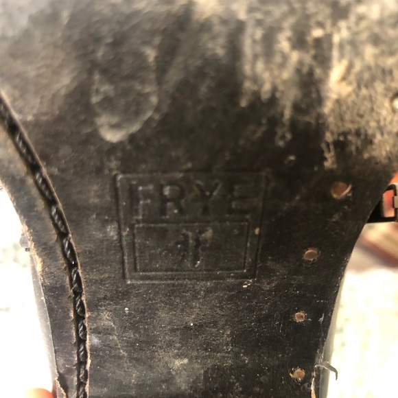 Frye black leather heel bootie - Picture 4 of 6